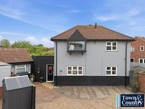 Berechurch Hall Road- click for photo gallery
